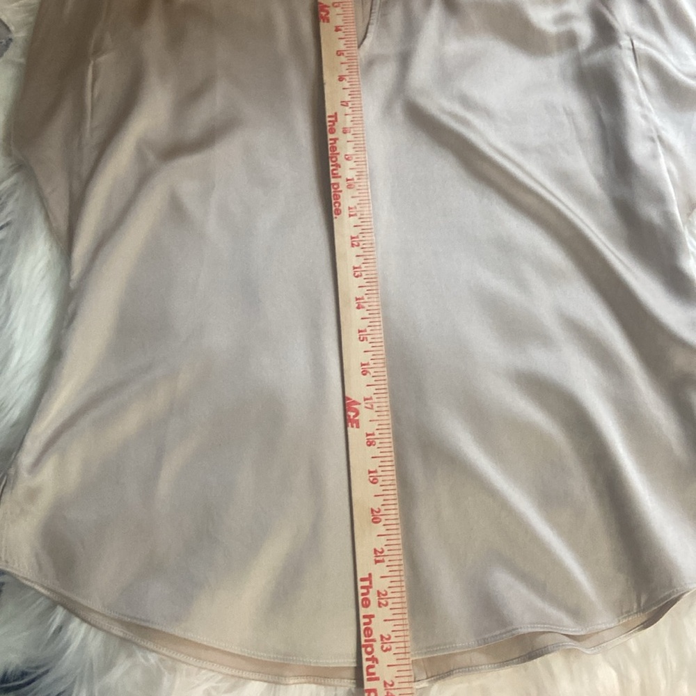 White House Black Market Sz S Cream Fitted Blouse with Short Butterfly Sleeves - Picture 5 of 8